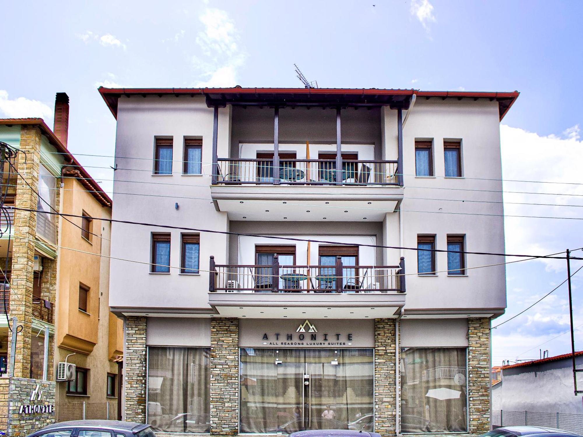 לריסוס Athonite All Seasons Luxury Suites מראה חיצוני תמונה