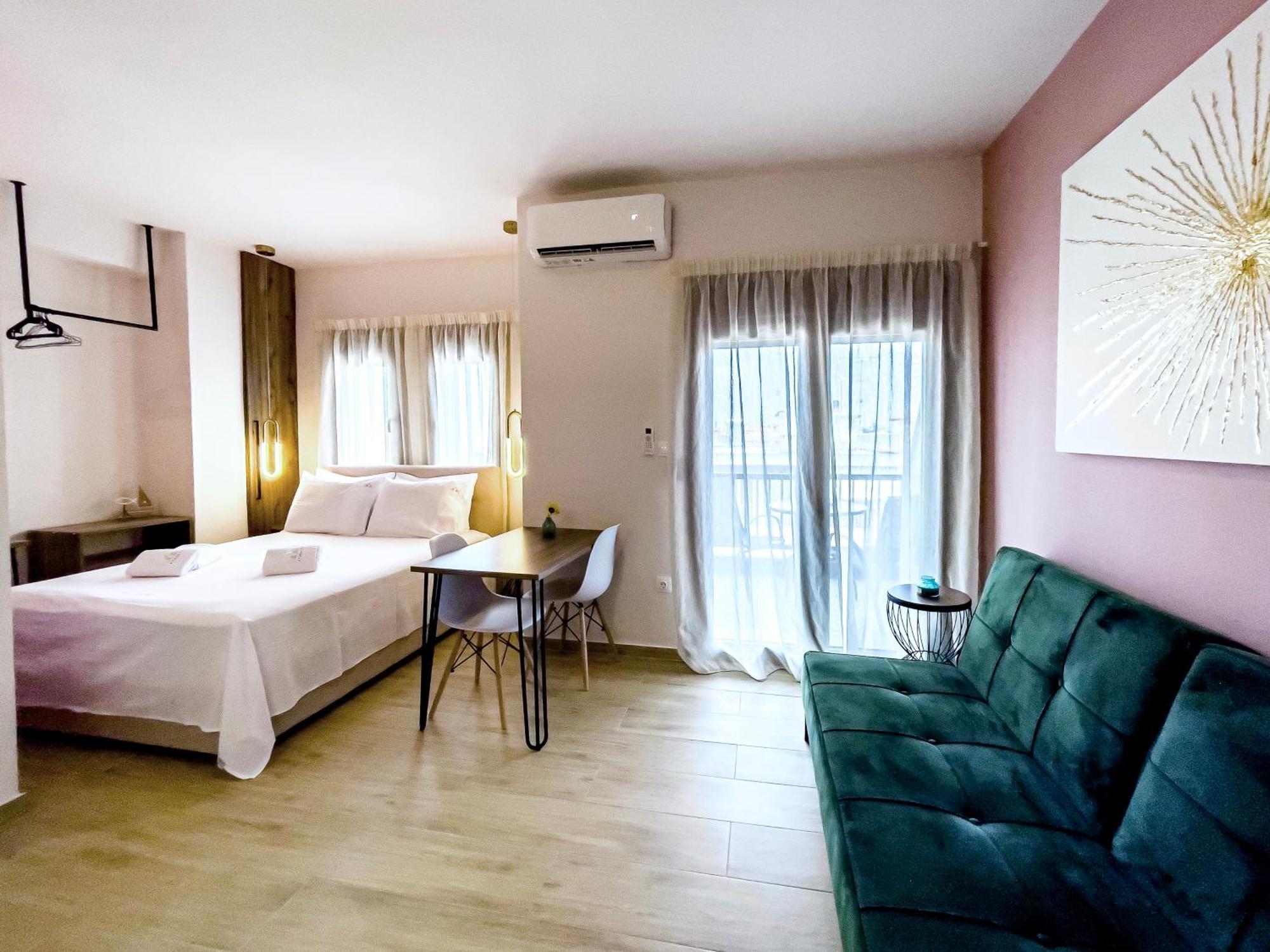 לריסוס Athonite All Seasons Luxury Suites מראה חיצוני תמונה